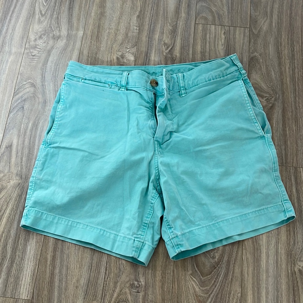 American Eagle 5” Shorts